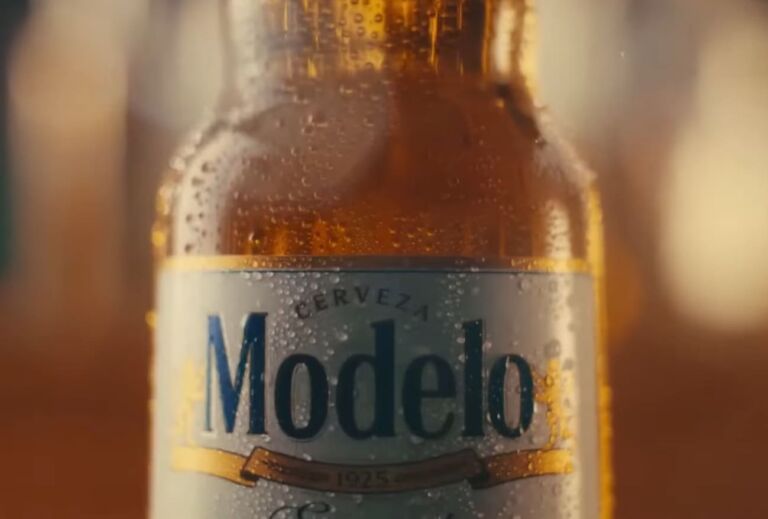Modelo vs. Modelo Negra Beer: What’s the Difference?